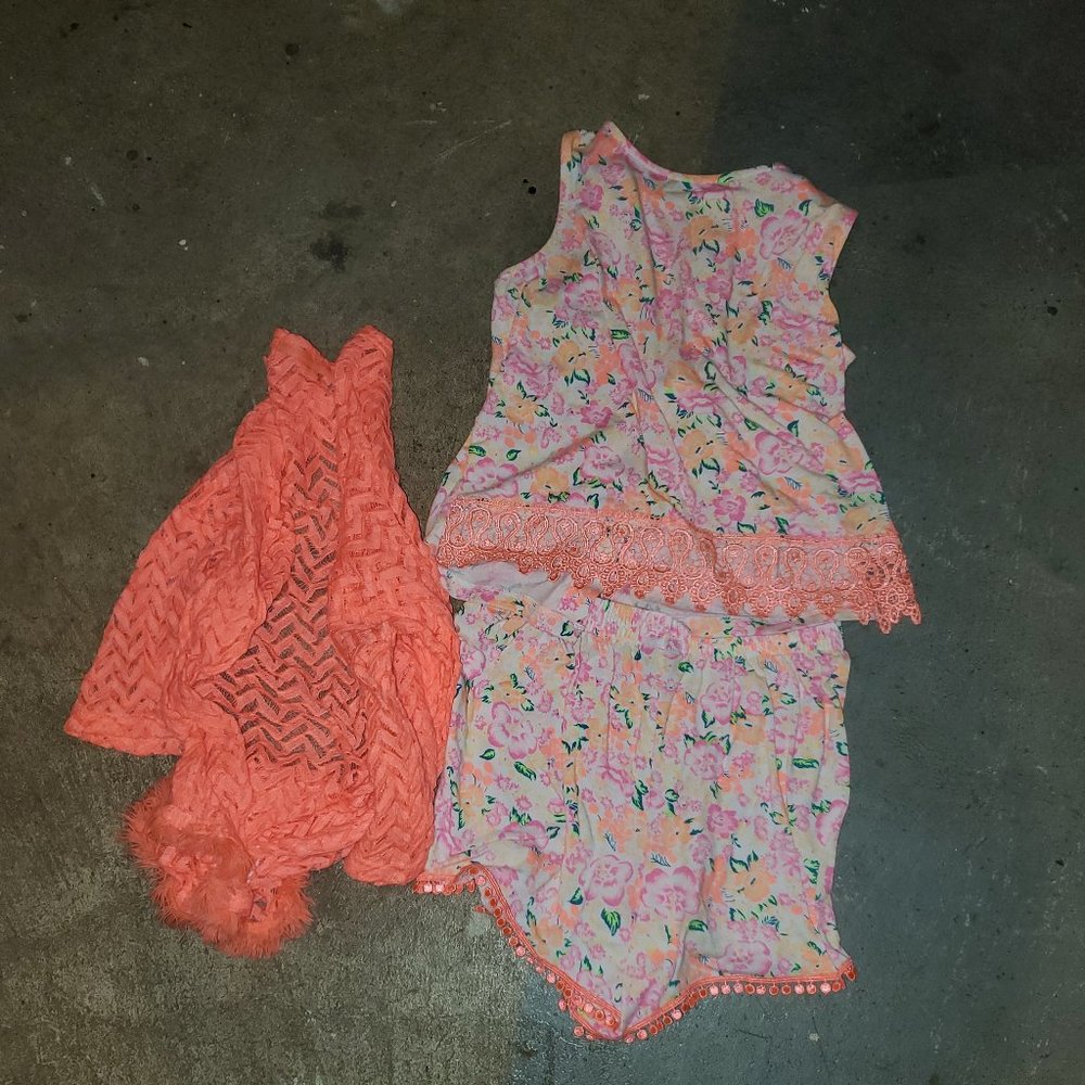 D-Signed Orange Short Set - Top, Shorts and coordinating wrap sz 10-12